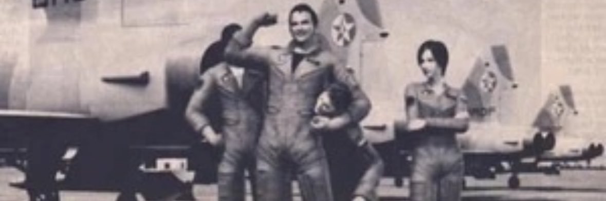 Le mec du 4ème banner