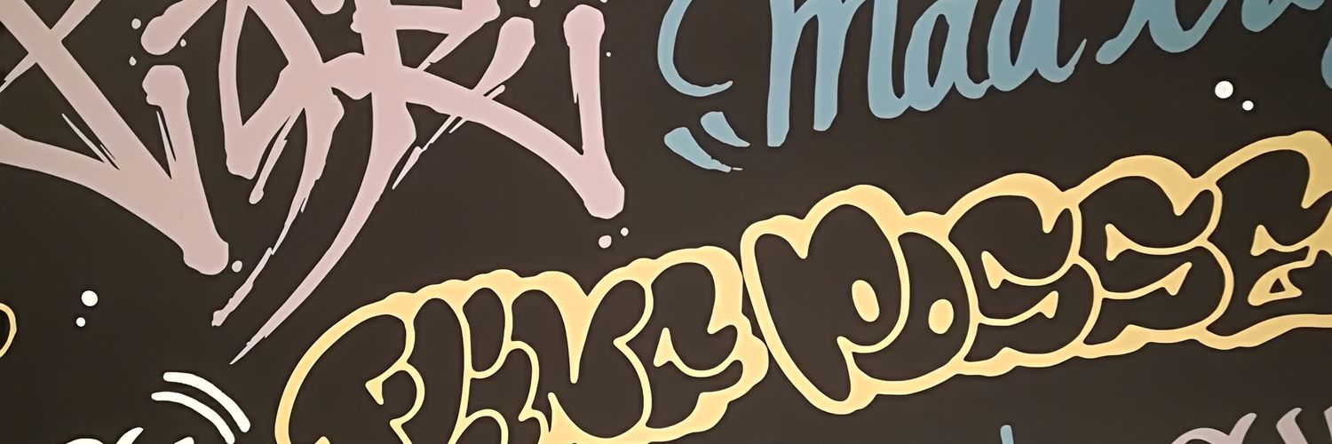 Lacenaria's profile banner image