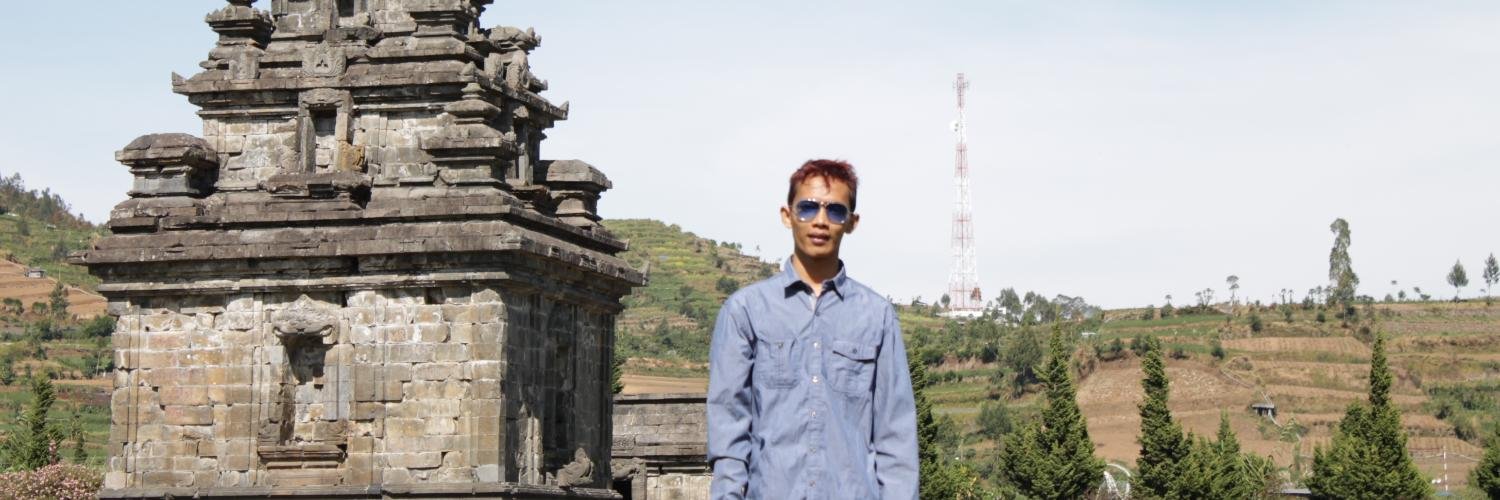 LutfyGET's profile banner image
