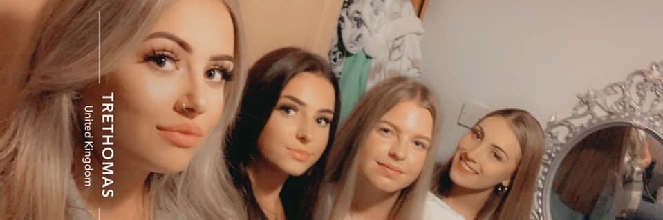 amieaevans's profile banner image
