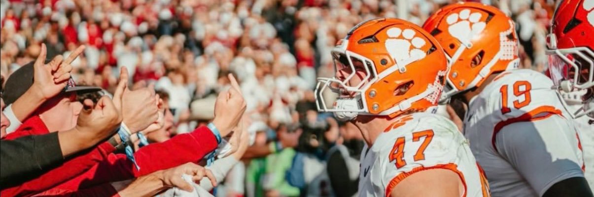 Daniel Mackey banner