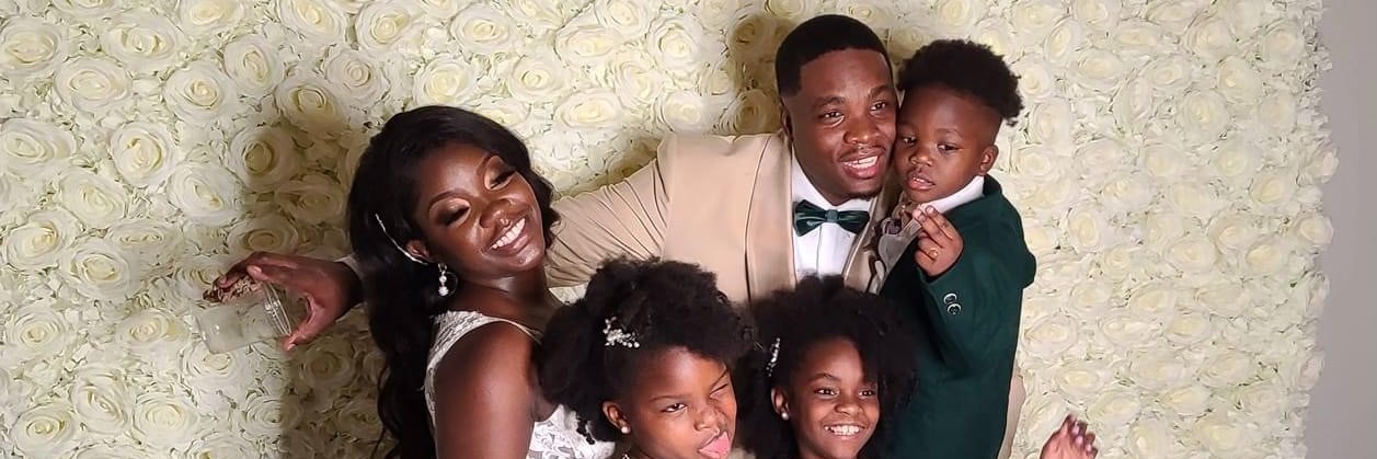 differentterry's profile banner image