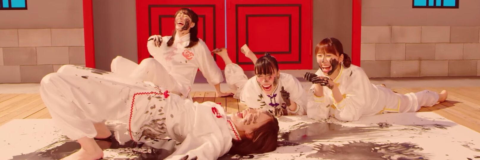 猛烈momoの木ショー banner