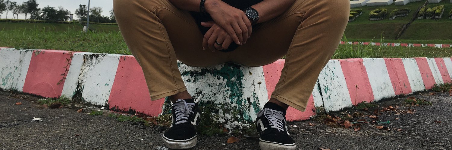 muizzuddin010's profile banner image
