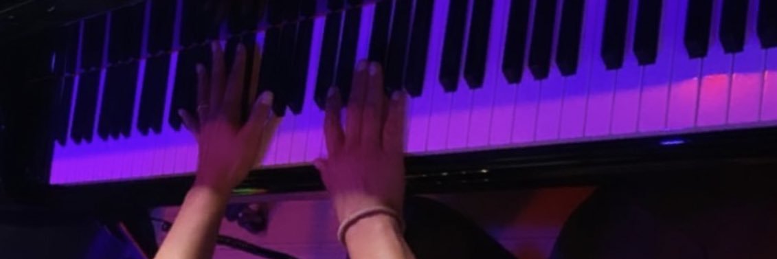 mariabmcl_'s profile banner image