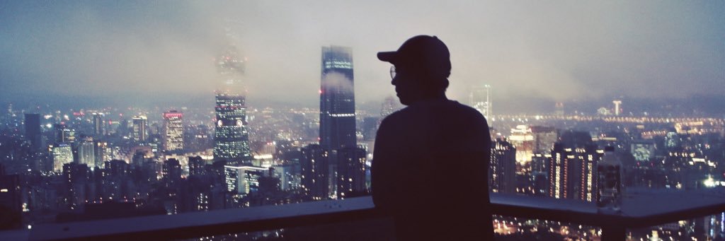 roy_wanders's profile banner image