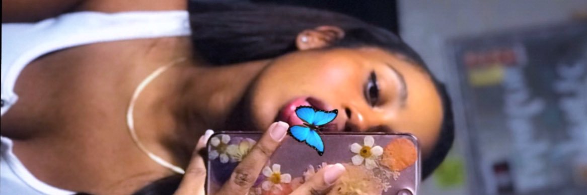 Adrienne__starr's profile banner image