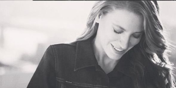 Serenay Sarıkaya FAN banner