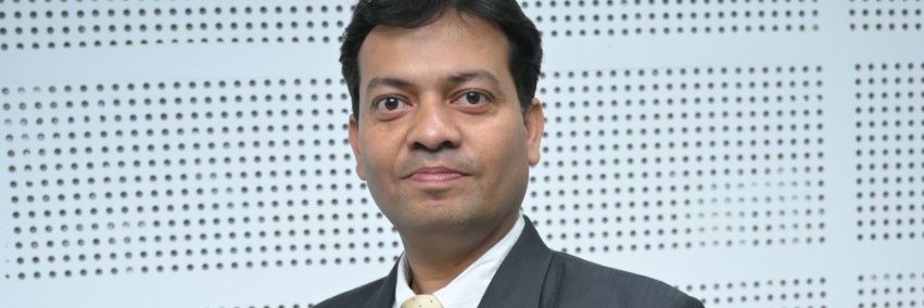 shriakash's profile banner image