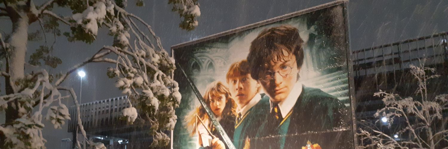 monlico's profile banner image