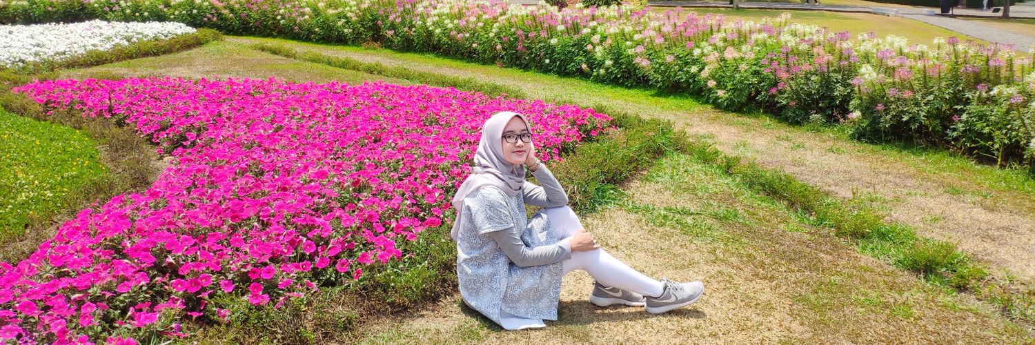 ditaputrip's profile banner image
