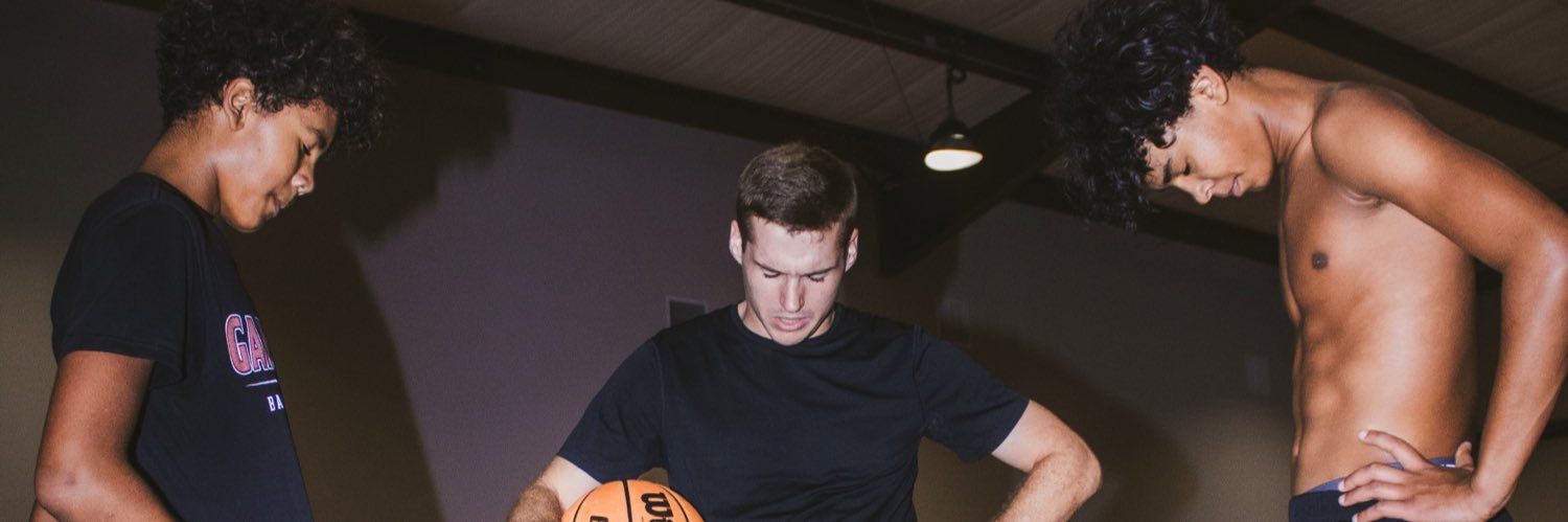 Reese_Bell's profile banner image