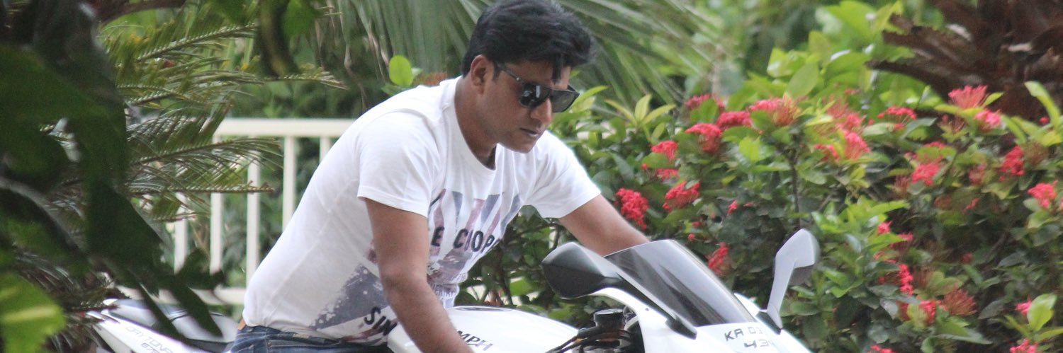 lohith_17's profile banner image