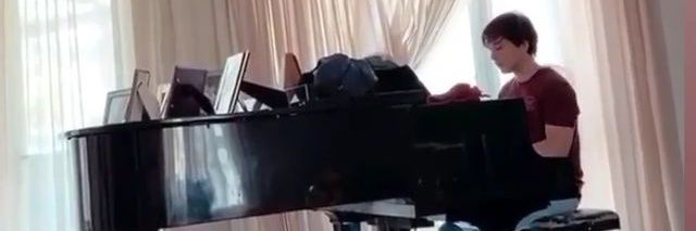 Hafiz Azman (fizzd.bsky.social) 🇲🇾 🇵🇸 banner