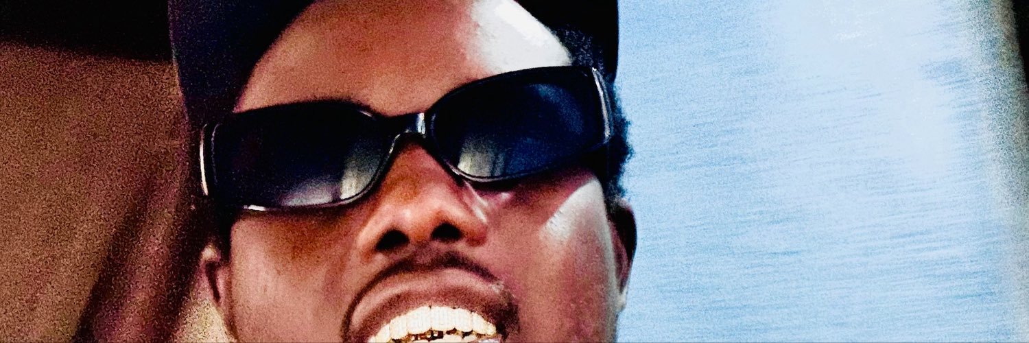 Only1deevee's profile banner image