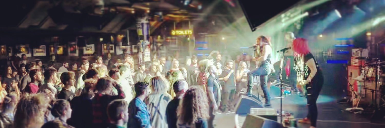 lzibass's profile banner image