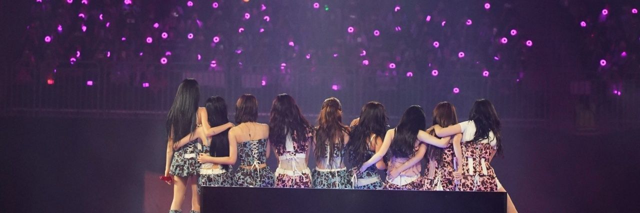 minyeosln's profile banner image