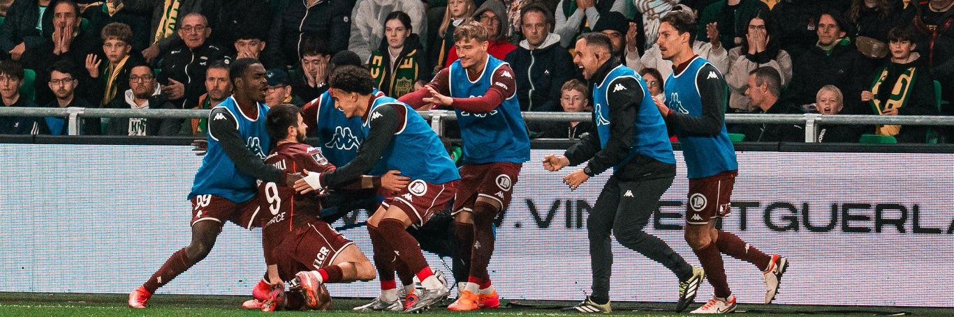 Flo ☨🇱🇻 banner