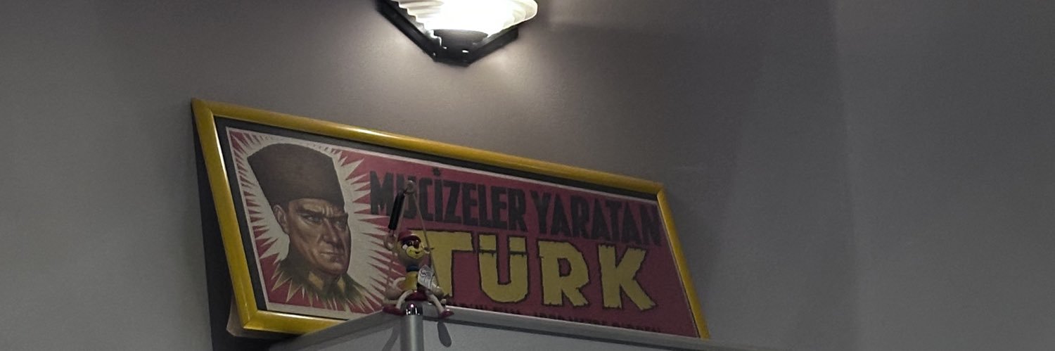 esheklover's profile banner image