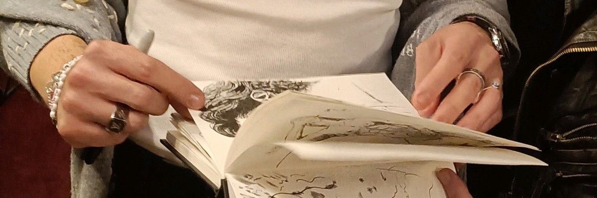 denise ⋆˙⟡ banner