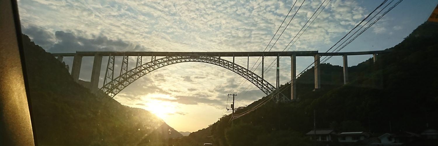 yms119's profile banner image