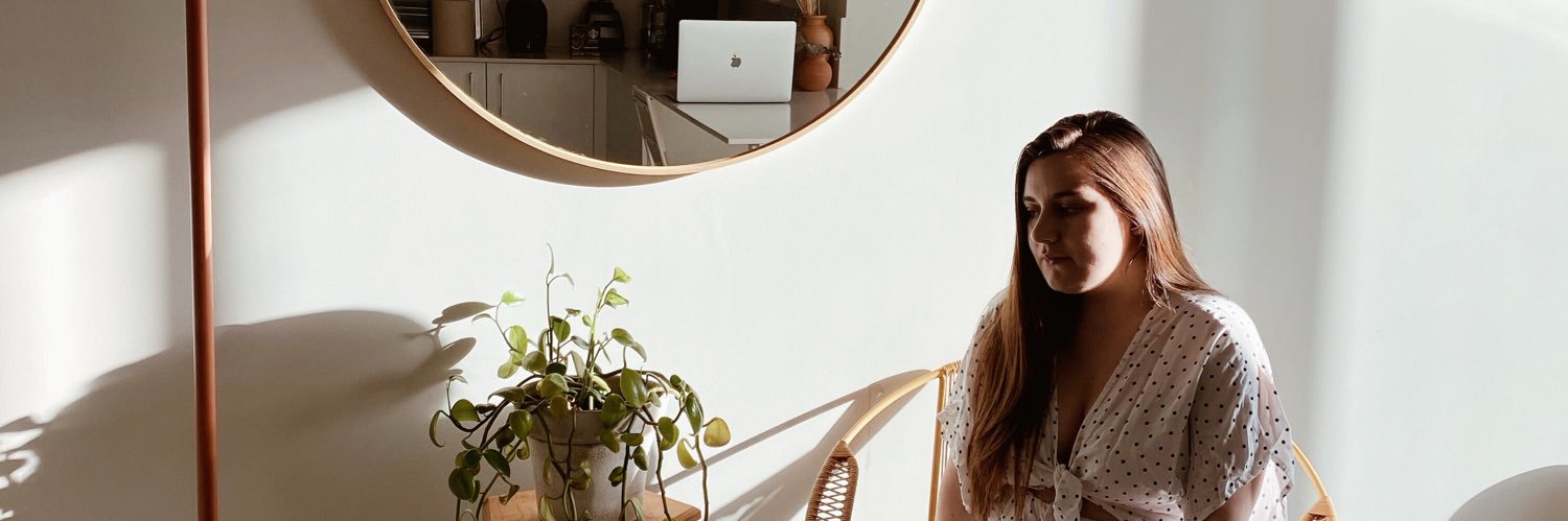 lunadelvecchio's profile banner image