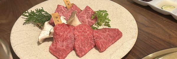 WR19771982END Profile Banner