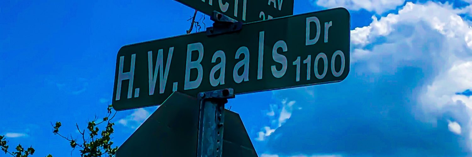 Davey Squires banner