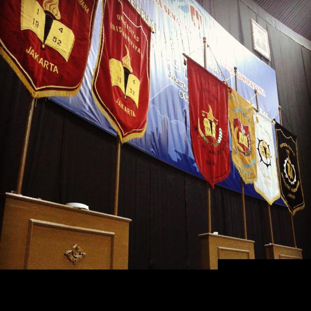 Dheka Mahendra banner