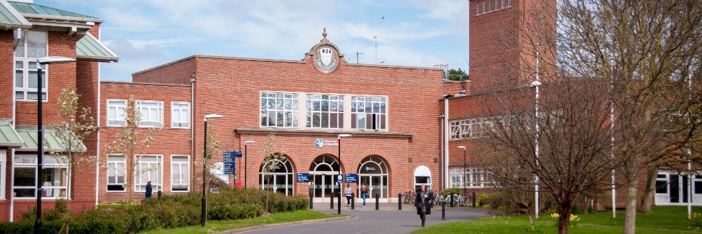 Primary Education at Worcester banner