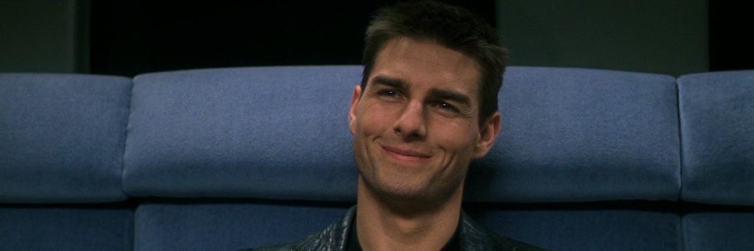 прямой киноужас. дэйви чейз звонок гримм. клаустрофобия / escape room (2017). логотип канала киноужас. киноужас канал просто канал киноужас.