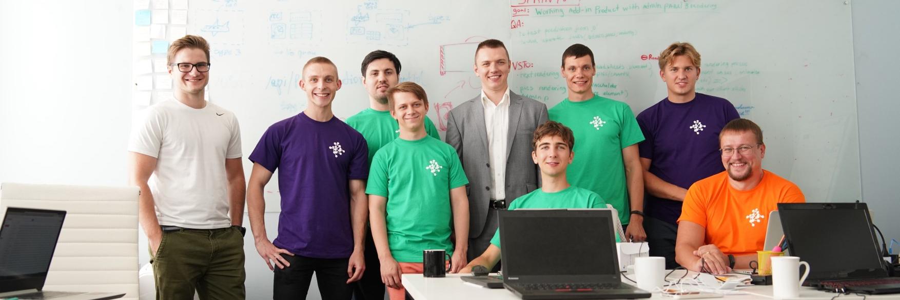 Tony Urban | DeckRobot.com banner