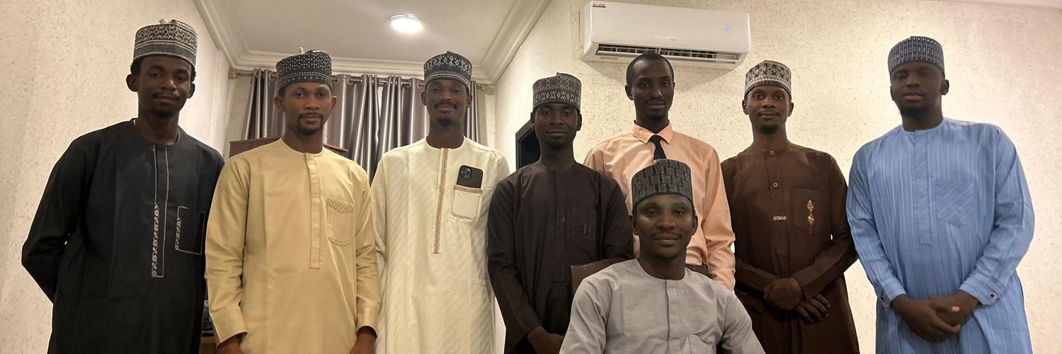 Tinted Graphix 🔴⚪ banner