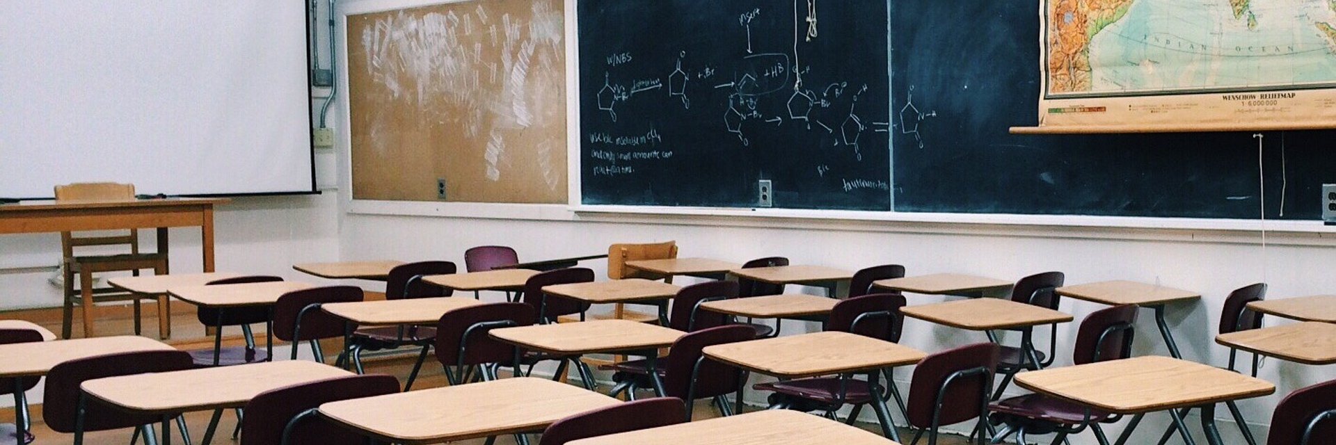EduLeadsHome's profile banner image