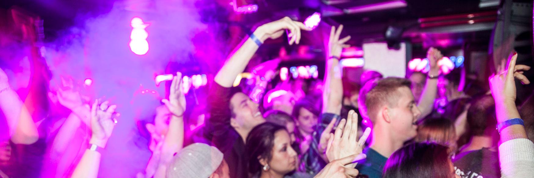 REV Ultra Lounge banner