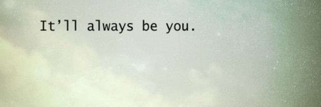 rowenaroberts's profile banner image