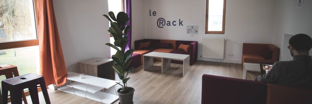 Le Rack banner