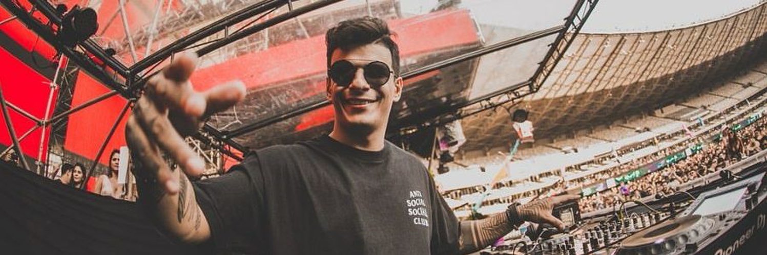 frazaovv's profile banner image
