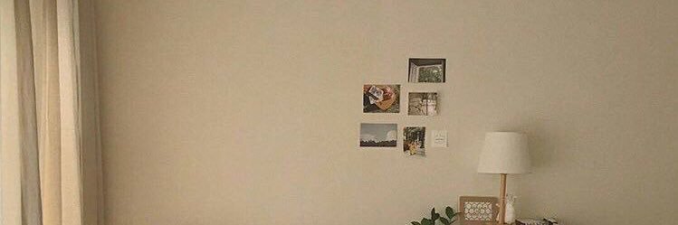 y banner