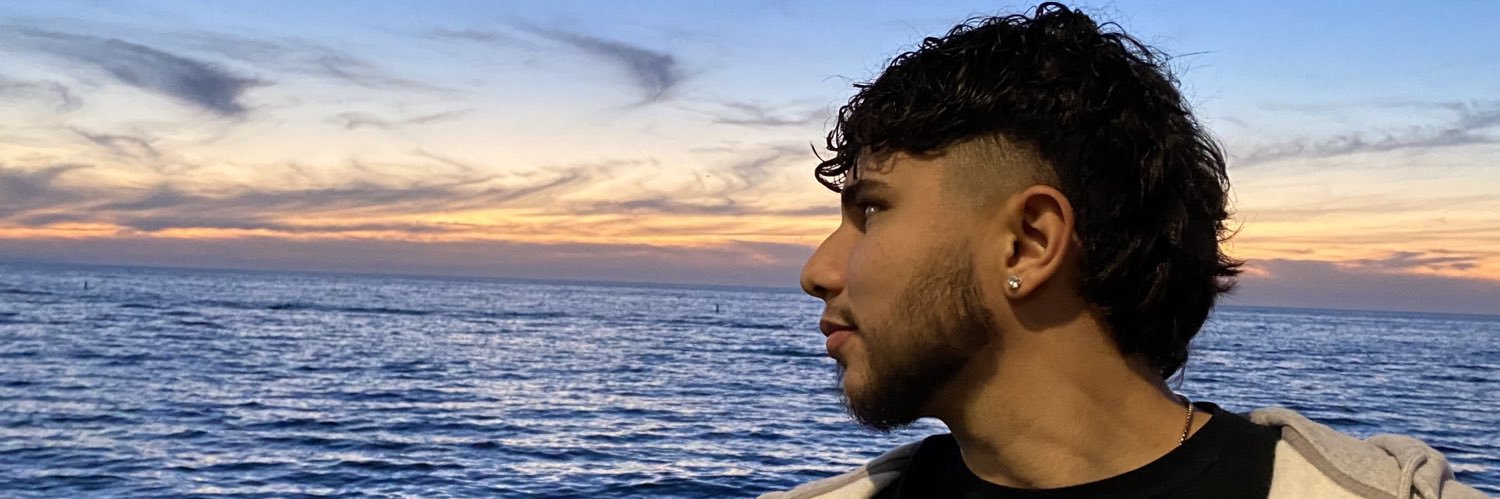 sofia2874's profile banner image