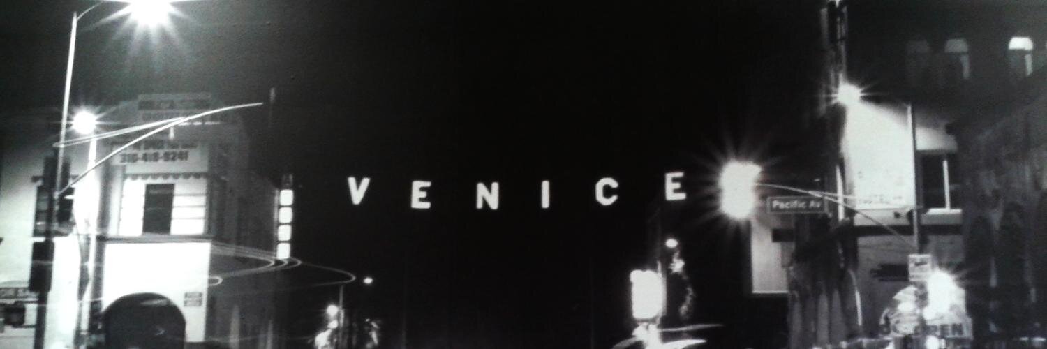 TheAveLA's profile banner image