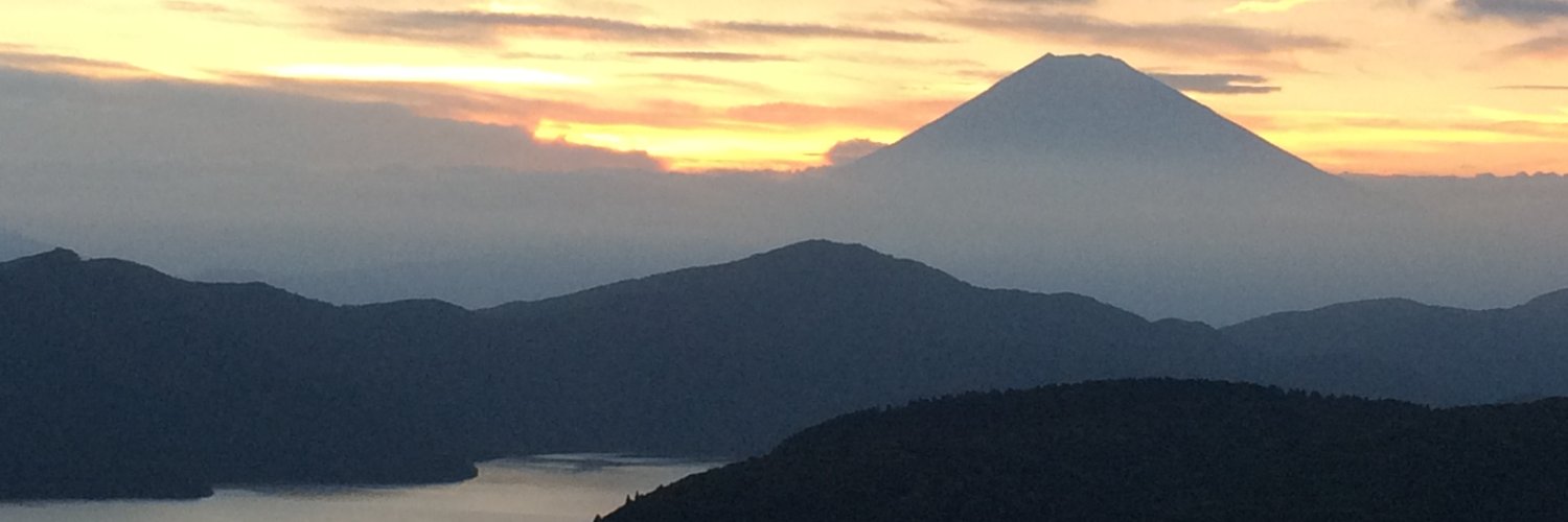 iloveuhf's profile banner image