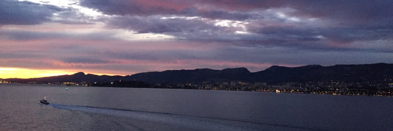 Fabienesca's profile banner image