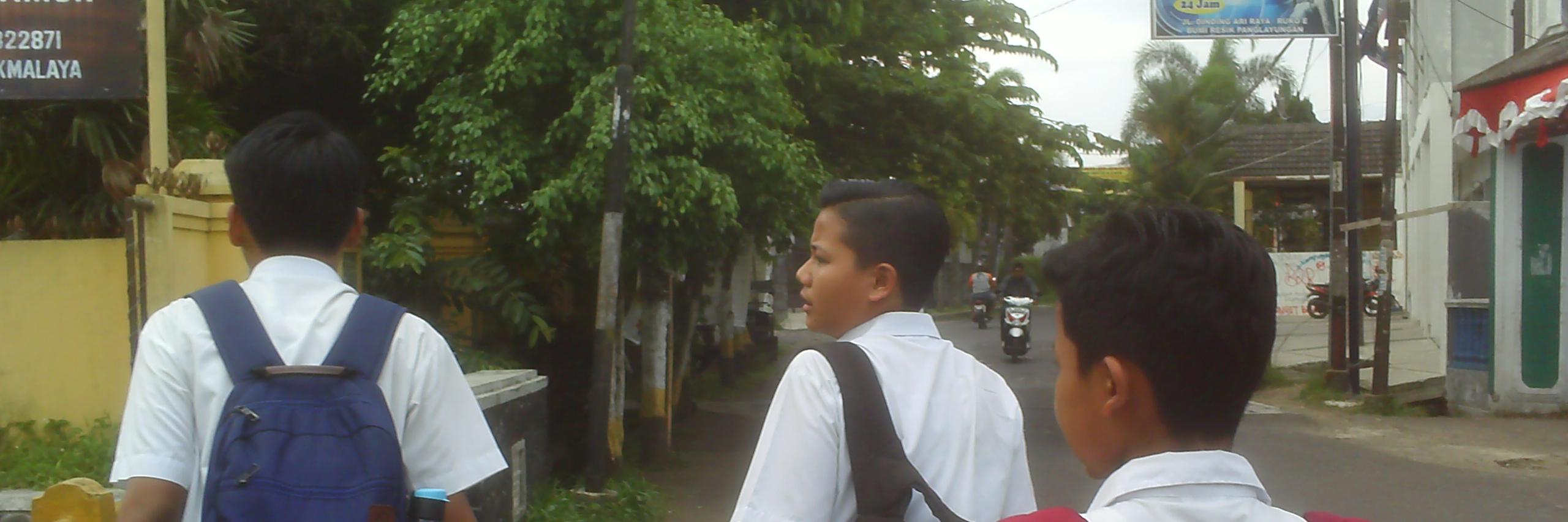 farid_wisnu's profile banner image