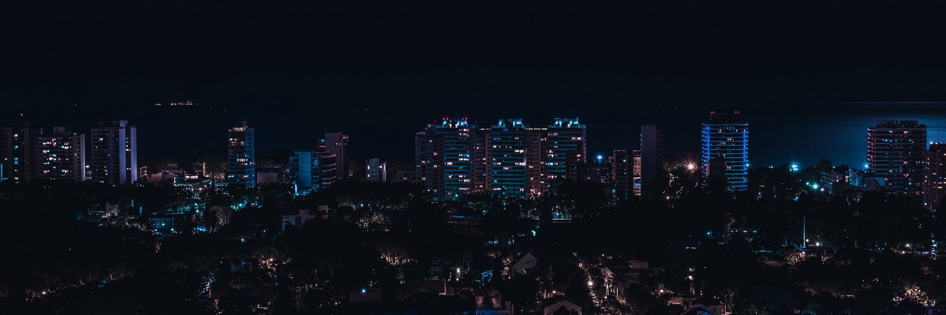 VLONEZ banner