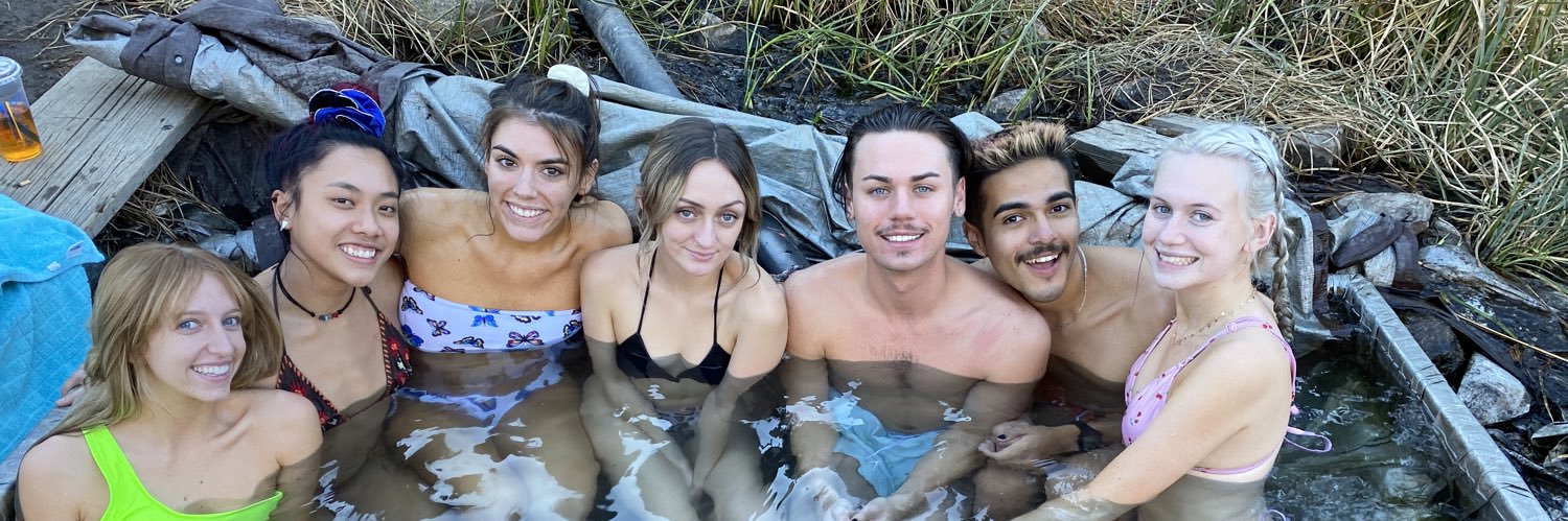 Hclovesyou's profile banner image