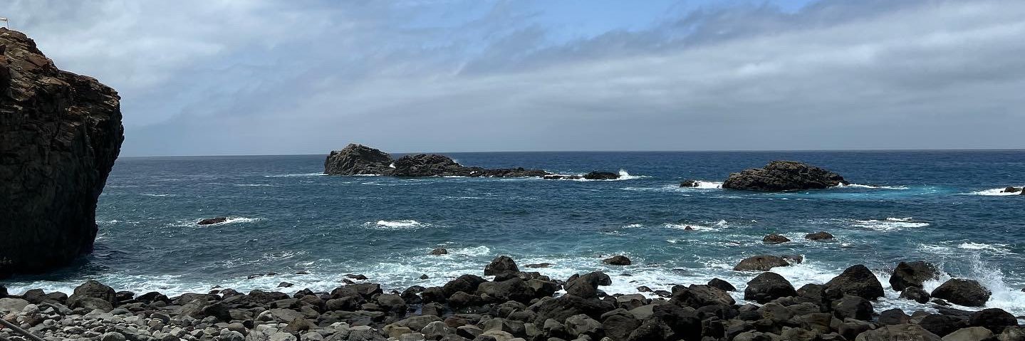luciiama's profile banner image
