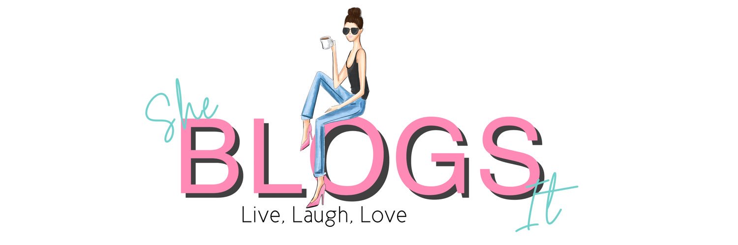 MandeeBlogsIt's profile banner image