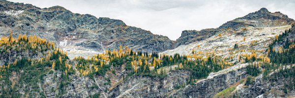 AehongMin Profile Banner