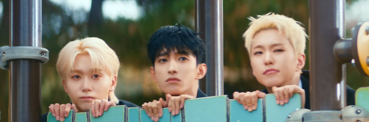 ♡Deana~~•❤💙 banner